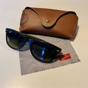 RAY-BAN New Wayfarer Polarized Sunglasses